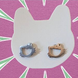 Kitty Iconic Cat Face Shaped Minimalist Dainty Silver Stud Earrings
